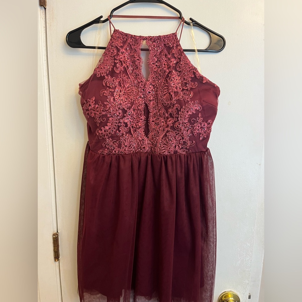 Dress - Picture 3 of 4